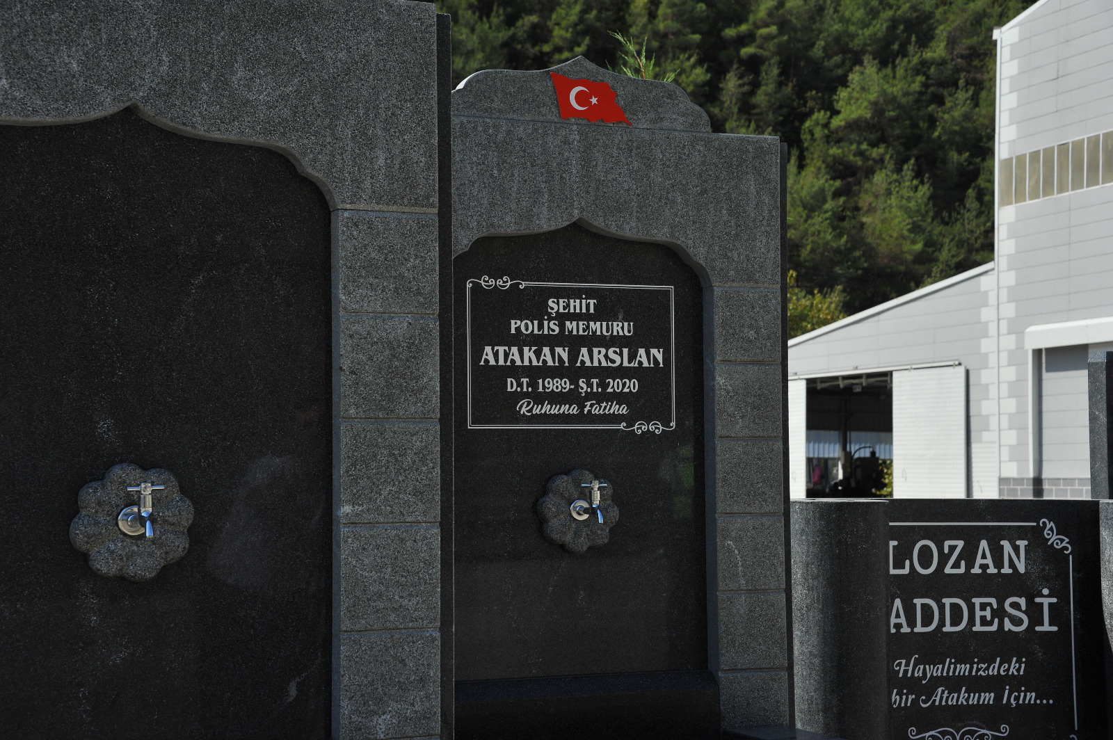 03-012.jpg