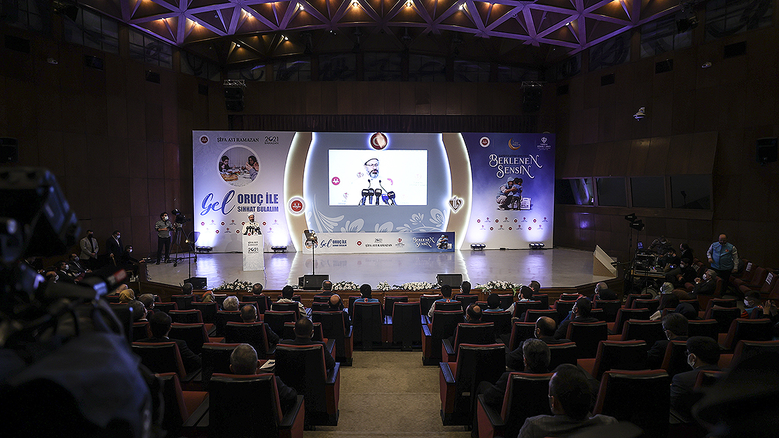 2021-04-diyanet.jpg