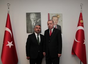 ak-parti-cumhurbasknaimiz-il-baskanimiz.jpg