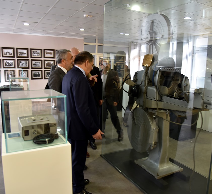anit-5.JPG