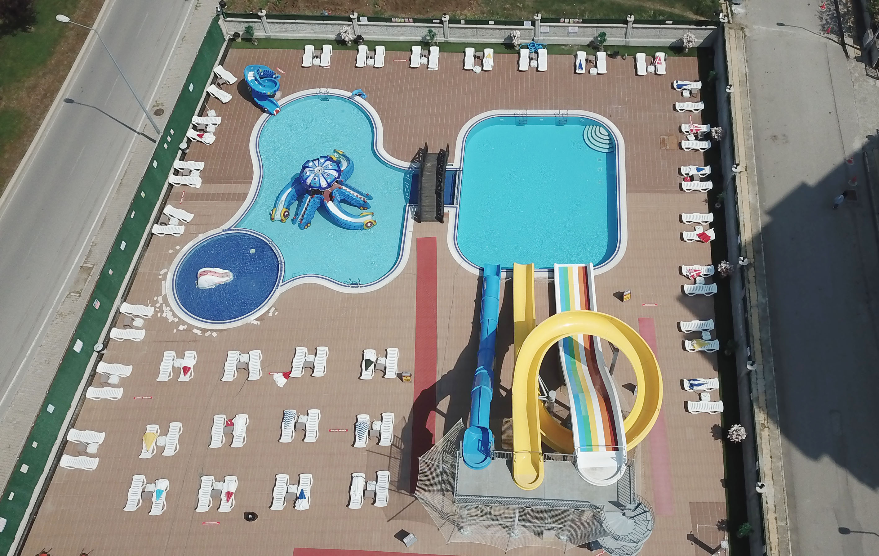 atakum-belediyesi-cocuk-aqua-park-hijyen-onlemleri-esliginde-hizmete-acildi-01.JPG