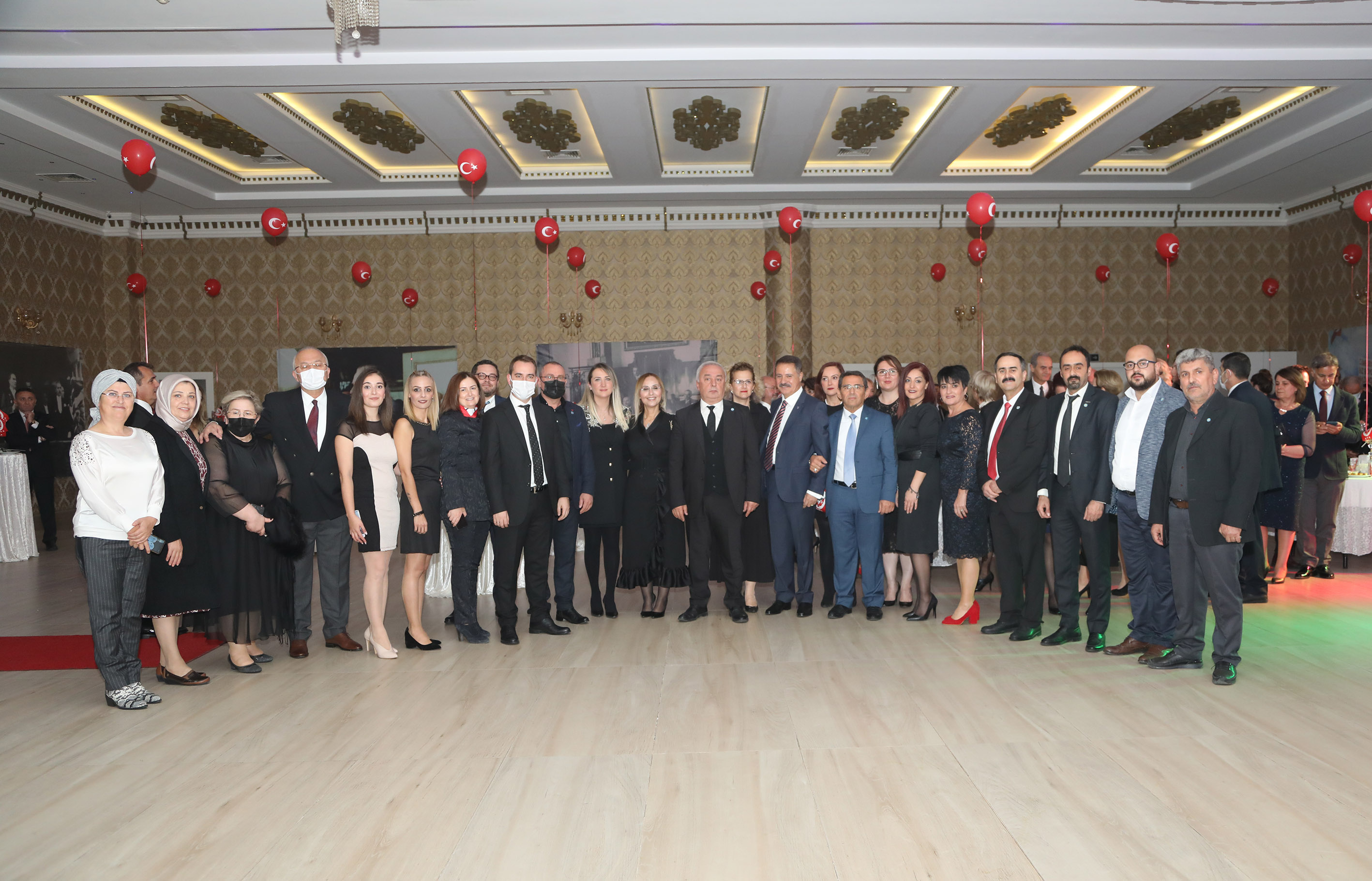 atakum-belediyesinden-cumhuriyet-bulusmasi-23.jpg