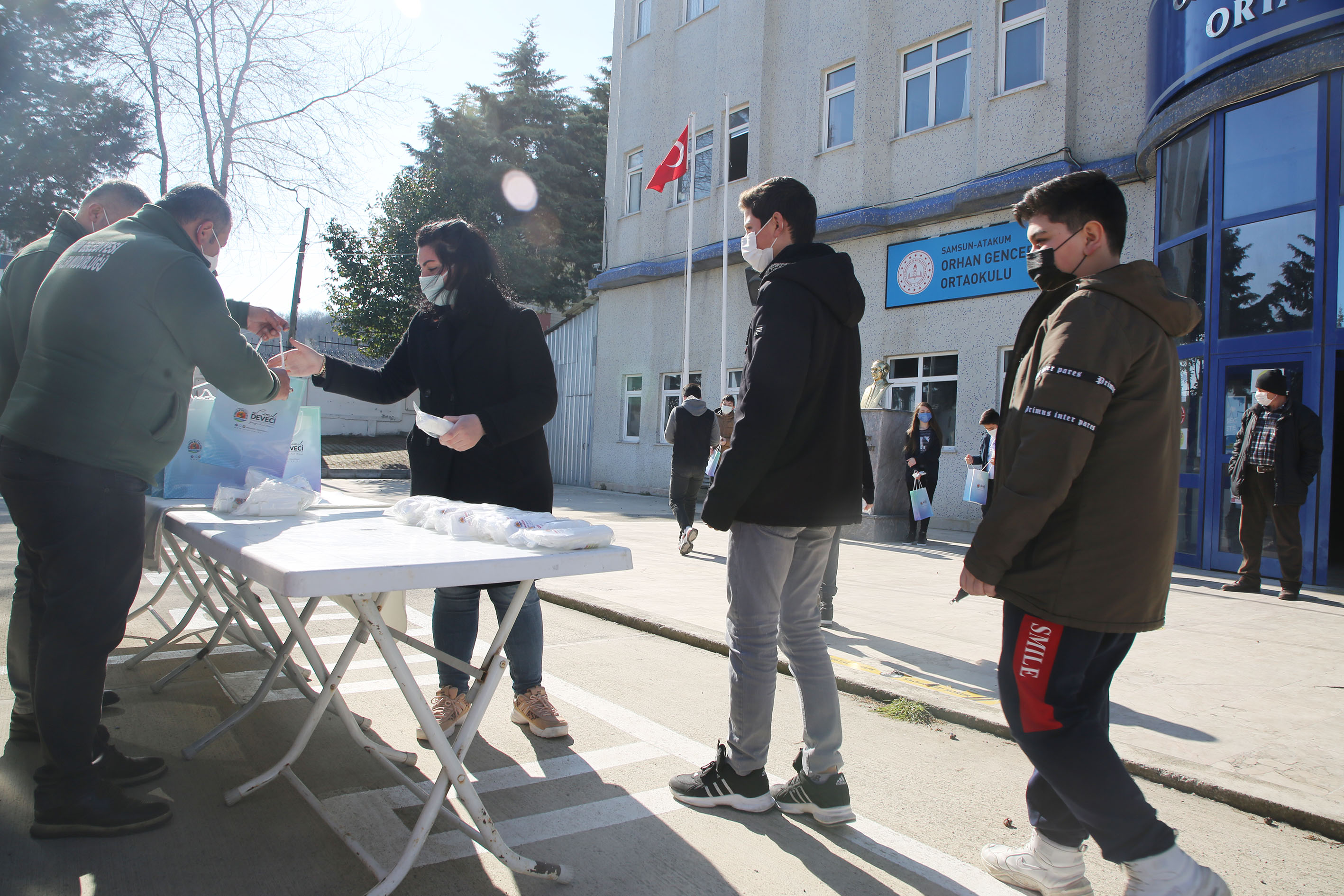 atakum-belediyesinden-egitime-destek-suruyor-1.JPG