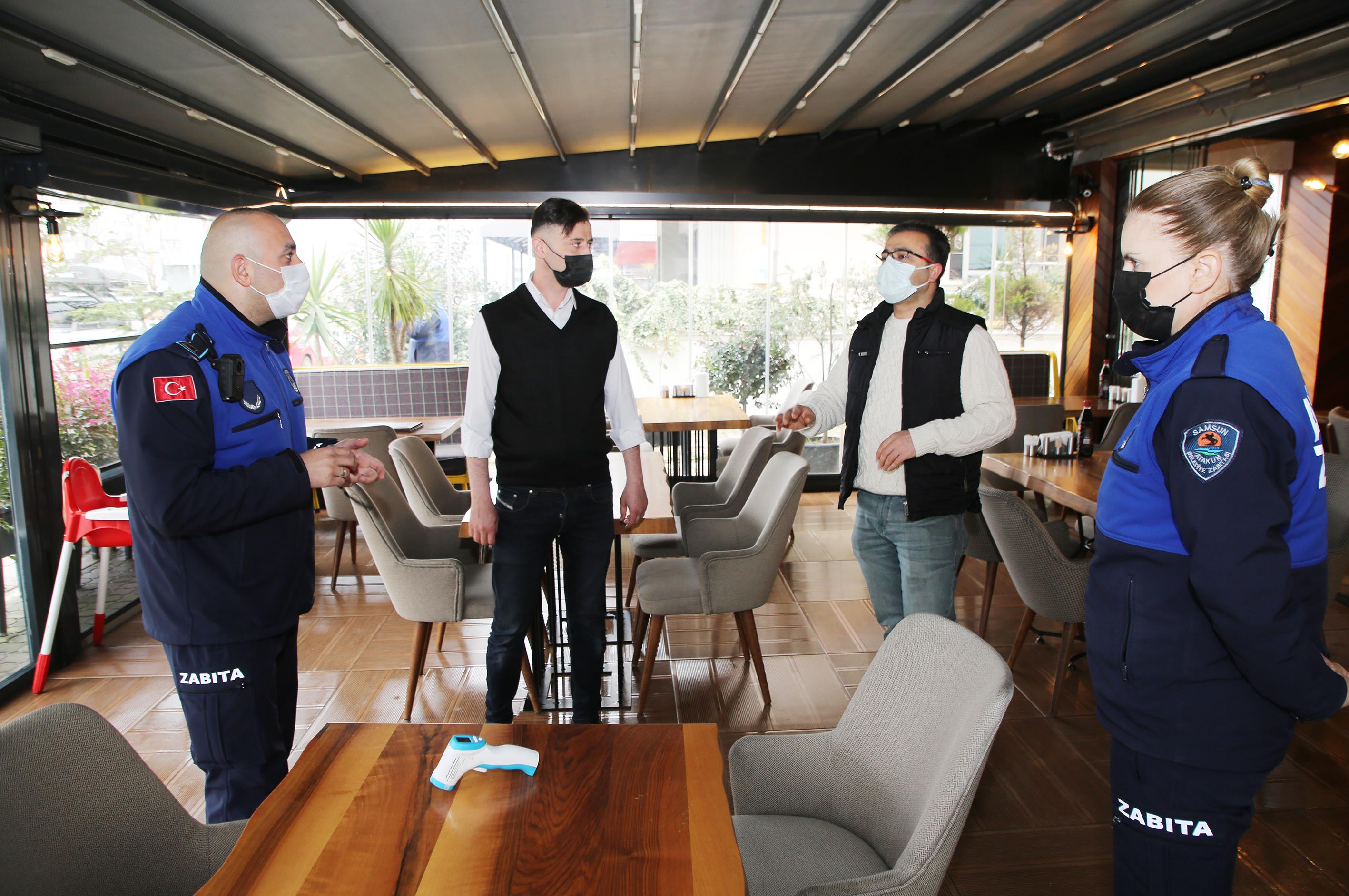 atakum-belediyesinden-restoran-ve-kafelere-tedbir-denetimi-6.jpg