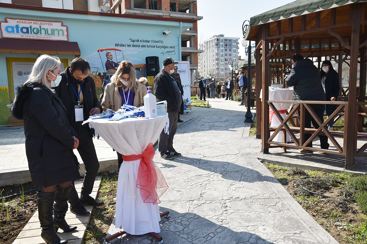 atatohumda-atalik-tohum-cesidi-392ye-ulasti-1.JPG