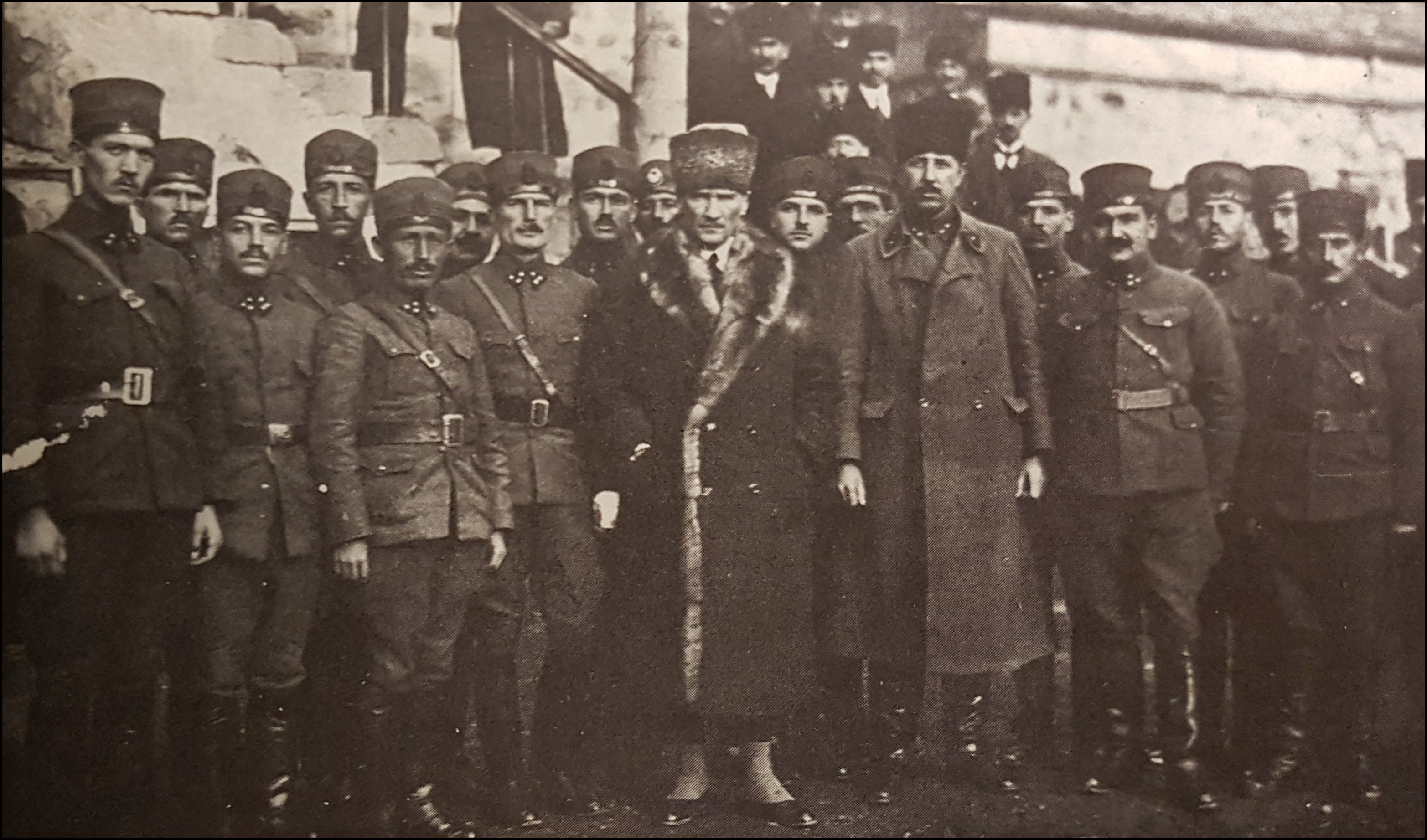 ataturk-ve-milli-mucadele-milli-mucadele-sirasinda-ataturkun-fotograflari-001.jpg