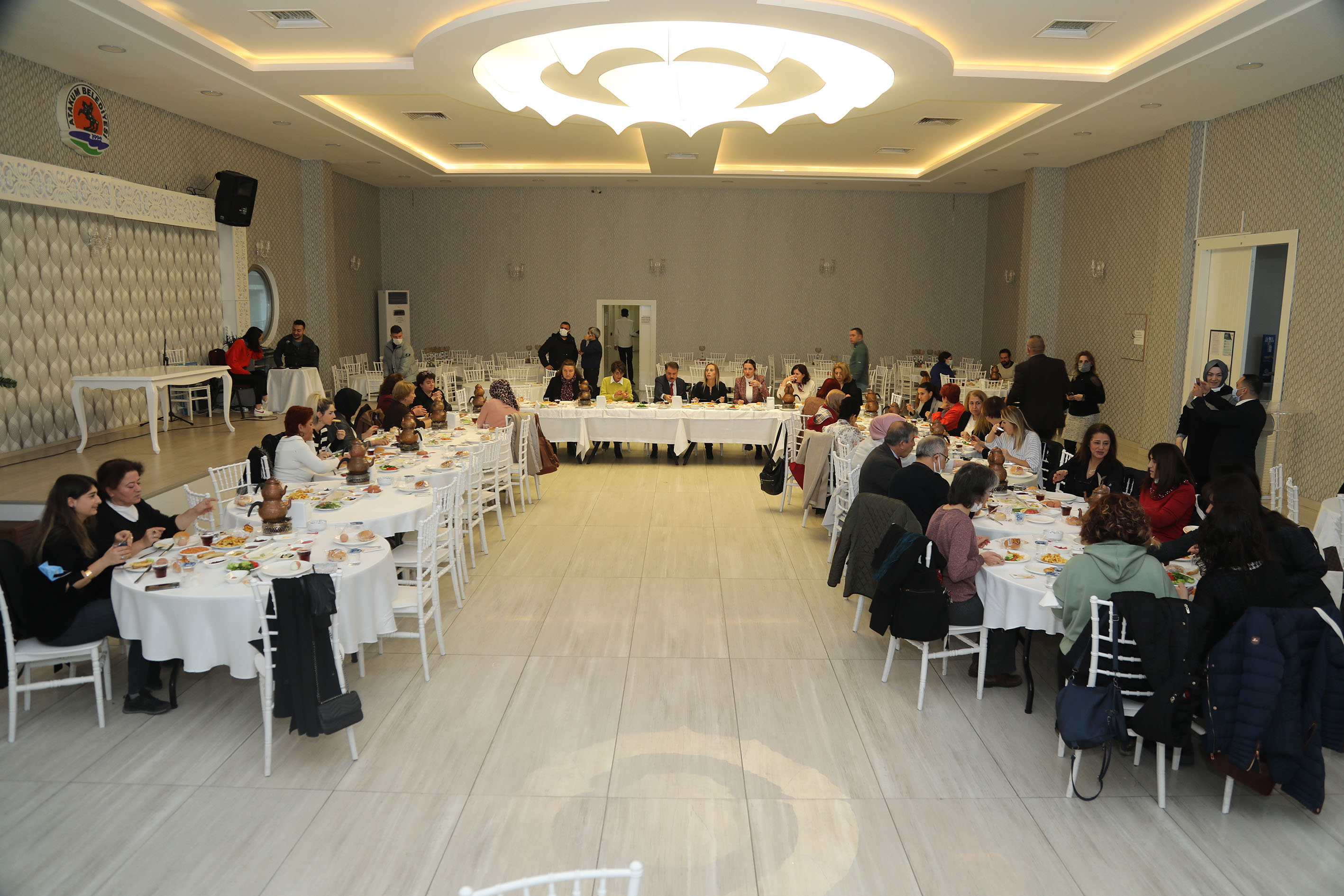 baskan-deveci-kadinin-oldugu-yerde-mucadele-olur-5.jpg
