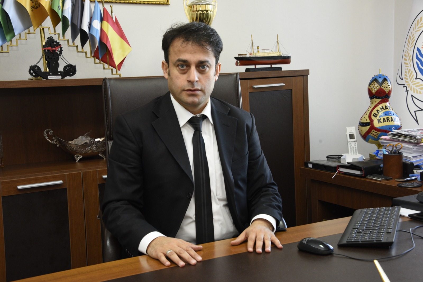 daire-baskani-bahattin-karakas.jpg