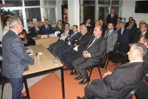 demirtas,-meclis-uyesi-adaylariyla-bir-araya-geldi-(1).jpg