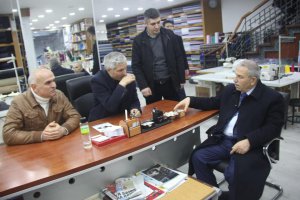 demirtastan-esnafa,-birlik-ve-beraberlik-mesaji-(3).jpg