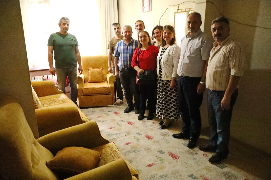 lkadim-bld-06-001.JPG