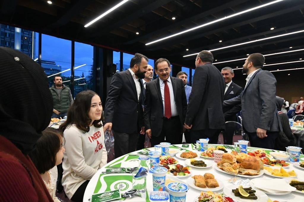 mustafa-demir-iftar-2.jpeg