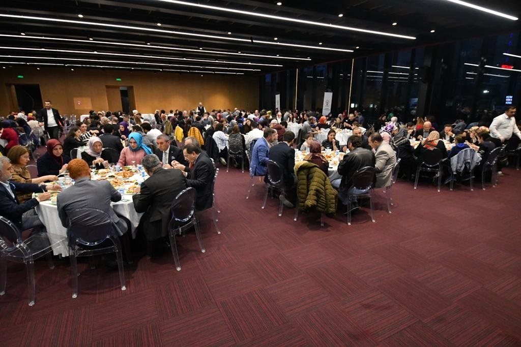 mustafa-demir-iftar-3.jpeg