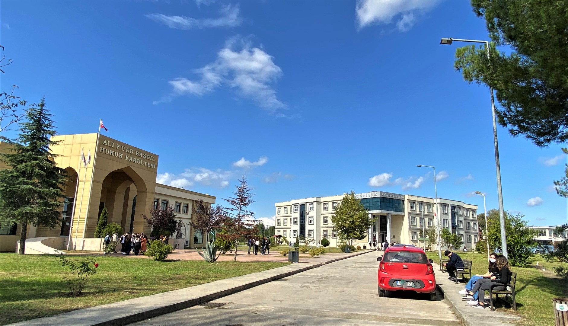 omu-hukuk-ve-iletisim-img-0552-yy.jpeg