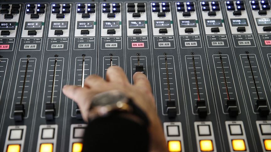 radyo-1.jpg