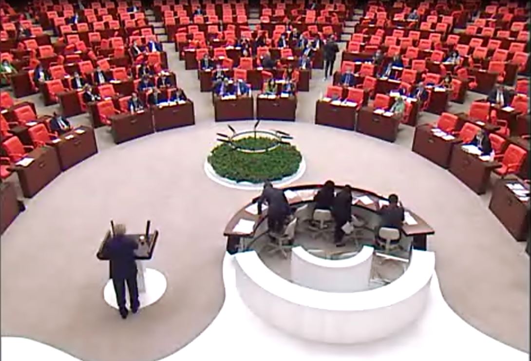sizlikte-patinaj-yapip-duruyorsunuz-1.JPG