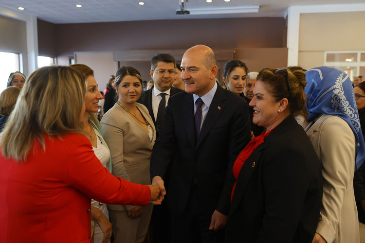 soylu-2.jpg