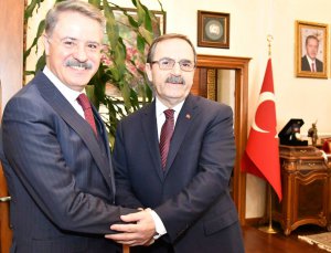 zihni-sahin----ziyaretler.jpg
