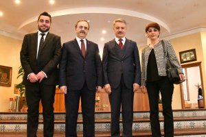 zihni-sahin----ziyaretler1.jpg