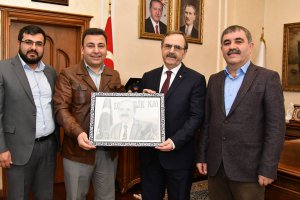 zihni-sahin----ziyaretler2.jpg