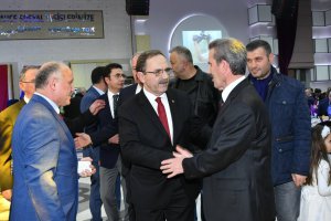 zihni-sahin---dernek-bulusma.jpg