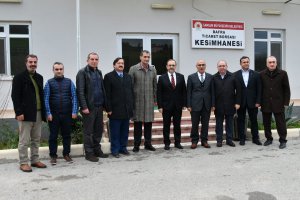 zihni-sahin---kesimhane.jpg