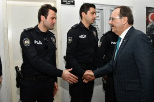 zihni-sahin---polis-okulu1.jpg