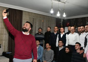 zihni-sahin---sosyal-medya3.jpg
