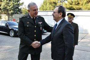 zihni-sahin---yemin-toreni.jpg